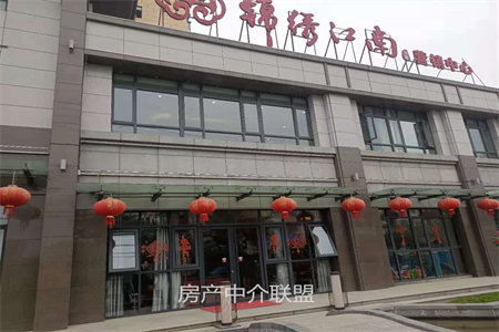 纺织厂家属院3室2厅1卫136㎡